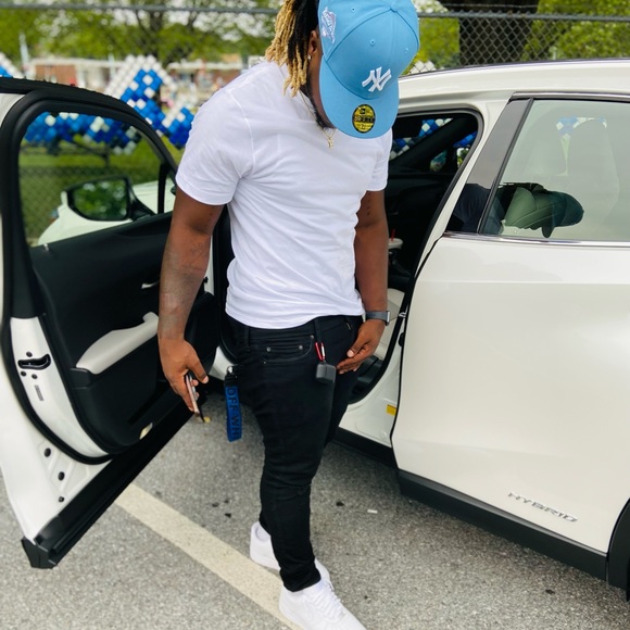 Meet your Posher, Matthew - Picture 3 of 3